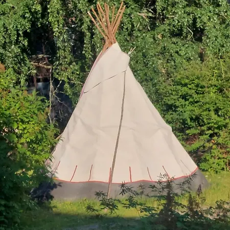 Taideniityn Maa 1 - 4lle * Varkaus