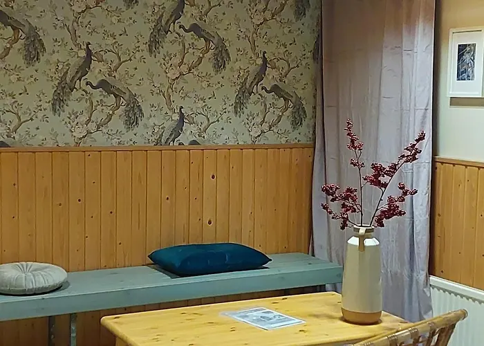 Taideniityn Maa 1 - 4lle Appartement *