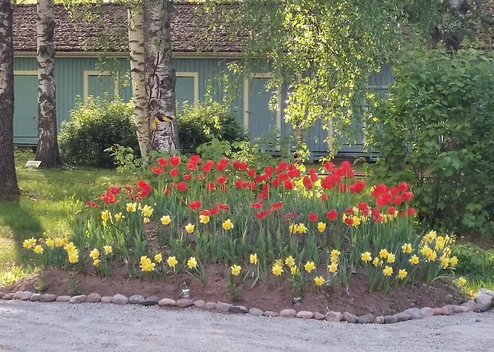 Taideniityn Maa 1 - 4lle Appartement *