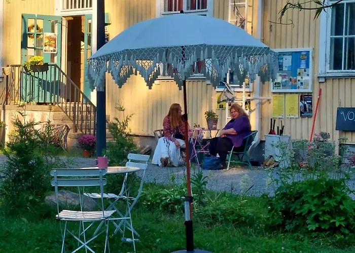 Taideniityn Maa 1 - 4lle Appartement *