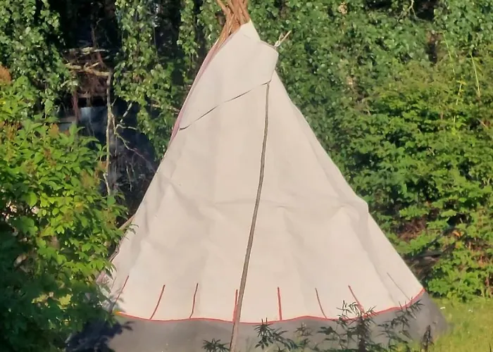 Taideniityn Maa 1 - 4lle * Varkaus